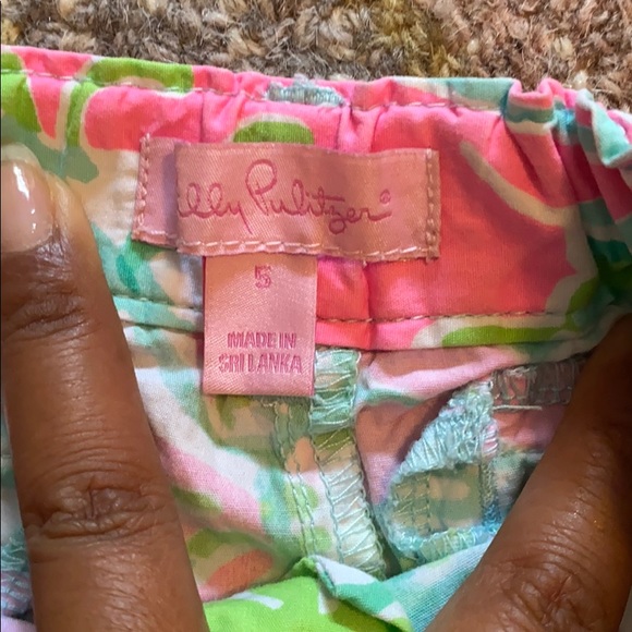 Lily Pulitzer girls shorts 5T. Excellent cond - Picture 3 of 3